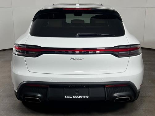 2025 Porsche Macan 