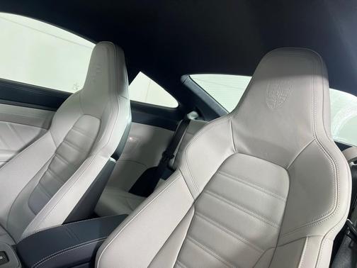 2026 Porsche 911 Carrera