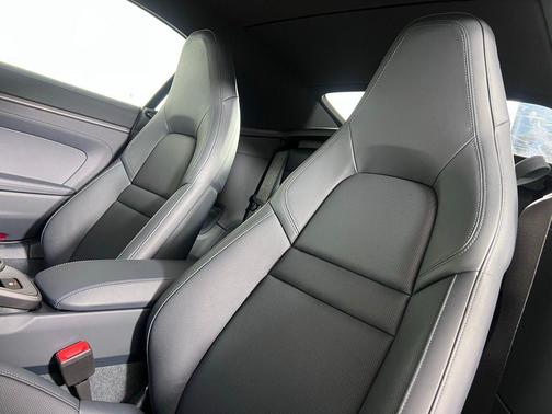 2026 Porsche 911 Carrera