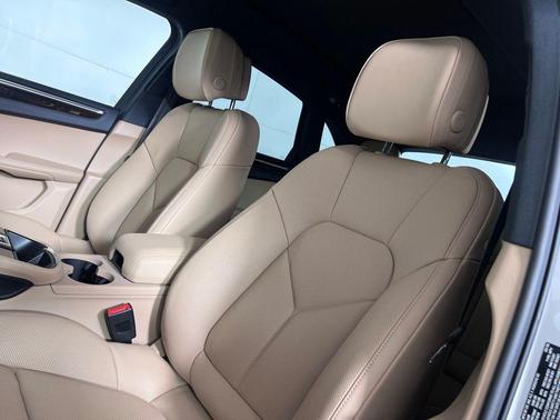Chalk 2026 Porsche Macan S