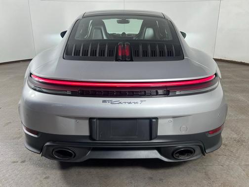 2025 Porsche 911 Carrera T