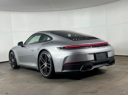 2025 Porsche 911 Carrera T