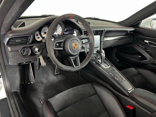 2018 Porsche 911 GT3