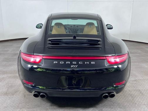 Black 2014 Porsche 911 Carrera 4S