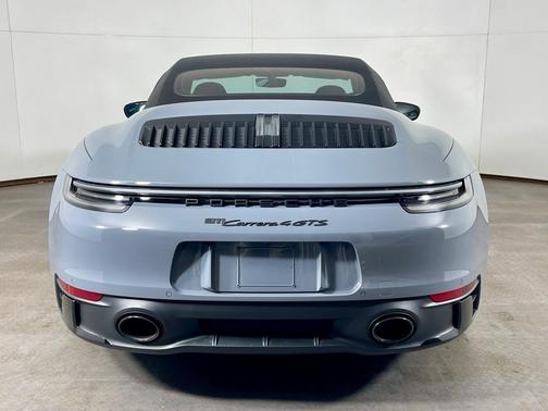 2023 Porsche 911 Carrera 4 GTS