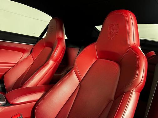 2020 Porsche 911 Carrera 4S