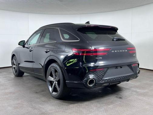 Vik Black 2024 Genesis GV70 2.5T