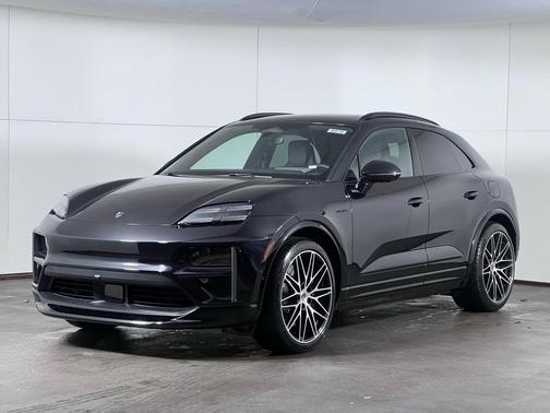 2026 Porsche Macan Turbo