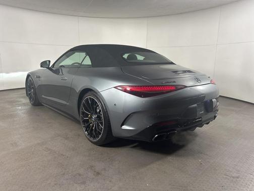 2022 Mercedes-Benz AMG SL 63 Base