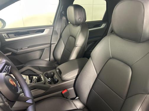 2026 Porsche Cayenne S