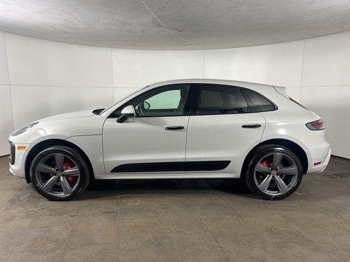 Chalk 2026 Porsche Macan S