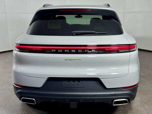 2026 Porsche Cayenne AWD