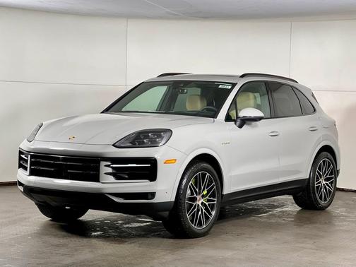 2026 Porsche Cayenne AWD