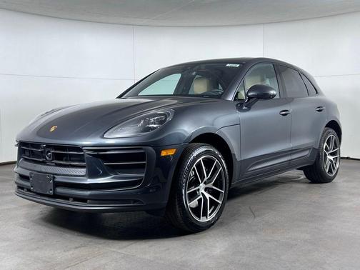Volcano Grey Metallic 2026 Porsche Macan