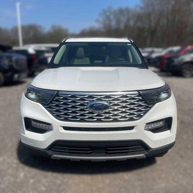 Star White 2020 Ford Explorer Platinum