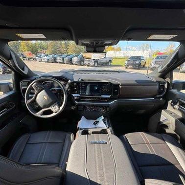 2024 Chevrolet Silverado 3500 High Country