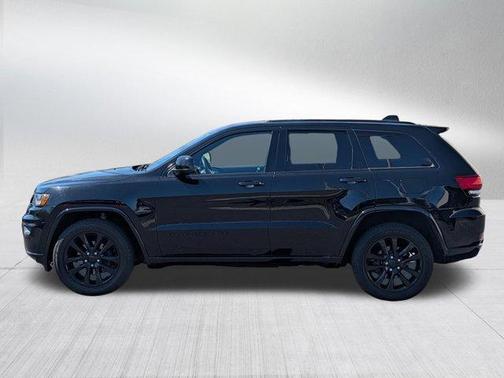 Diamond Black 2018 Jeep Grand Cherokee Altitude