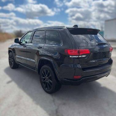 Diamond Black 2018 Jeep Grand Cherokee Altitude