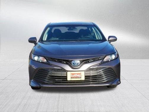 2019 Toyota Camry Hybrid LE