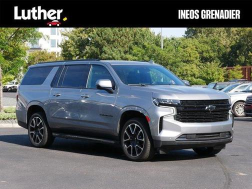 2023 Chevrolet Suburban RST