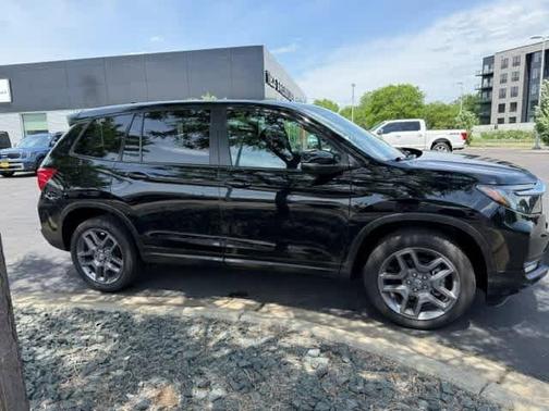 Crystal Black Pearl 2023 Honda Passport EX-L
