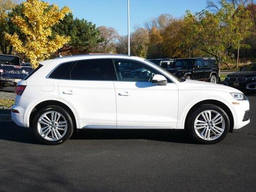 2018 Audi Q5 2.0T Premium Plus