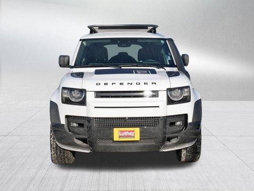 2024 Land Rover Defender P400 X-Dynamic SE