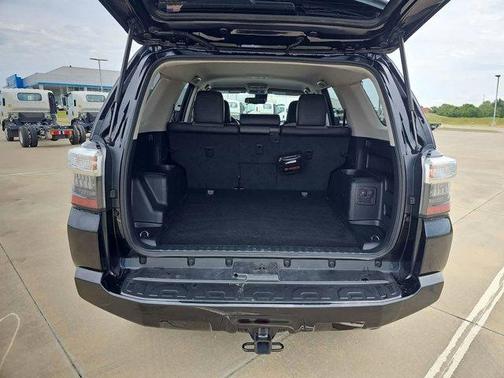 Midnight Black Metallic 2024 Toyota 4Runner SR5 Premium