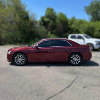 Velvet Red Pearlcoat 2017 Chrysler 300 Limited