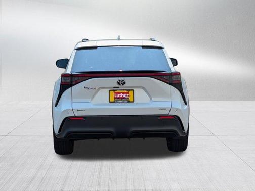 Wind Chill Pearl 2024 Toyota bZ4X XLE