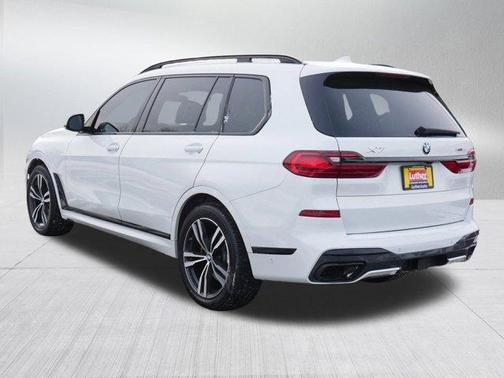 2022 BMW X7 xDrive40i