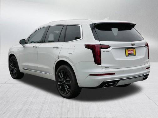 2022 Cadillac XT6 Premium Luxury AWD