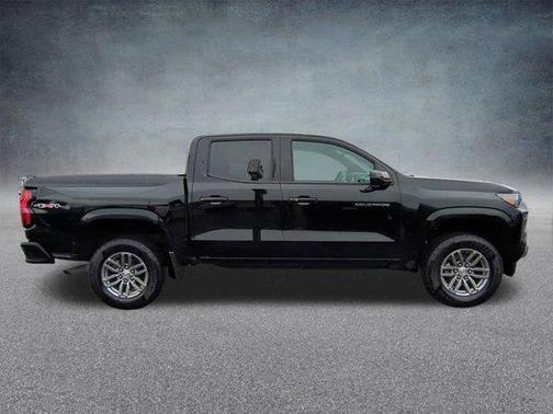 Black 2023 Chevrolet Colorado LT