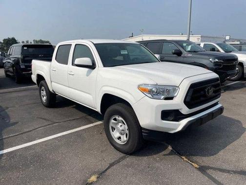 2022 Toyota Tacoma SR