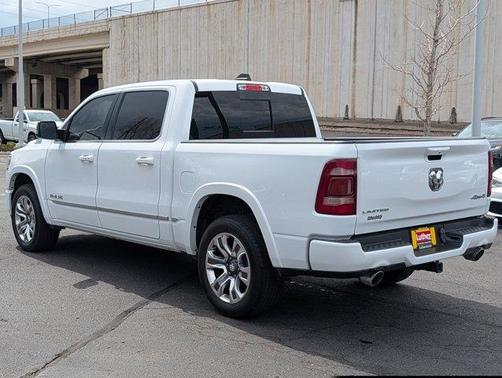 Bright White Clearcoat 2024 RAM 1500 Limited