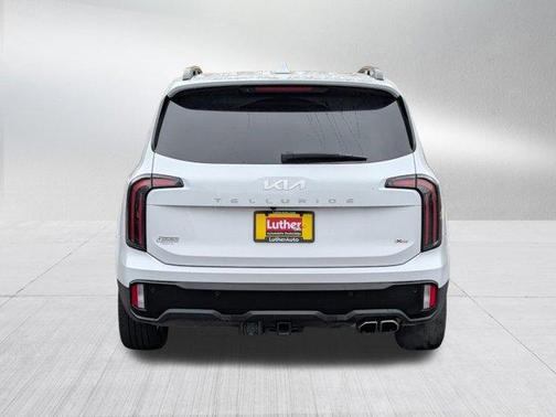 Glacial White Pearl 2024 Kia Telluride SX
