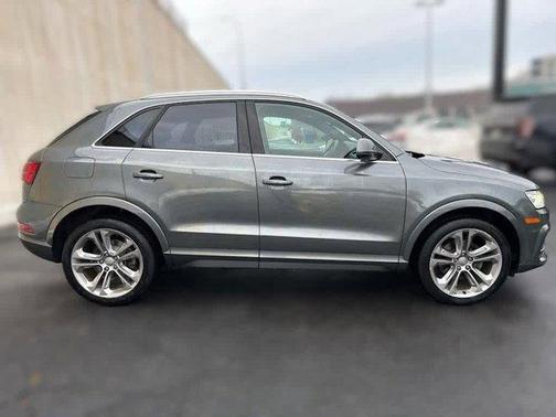 2017 Audi Q3 2.0T Premium Plus