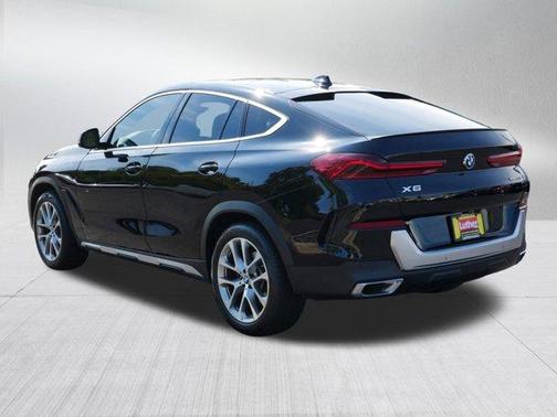 2022 BMW X6 xDrive40i