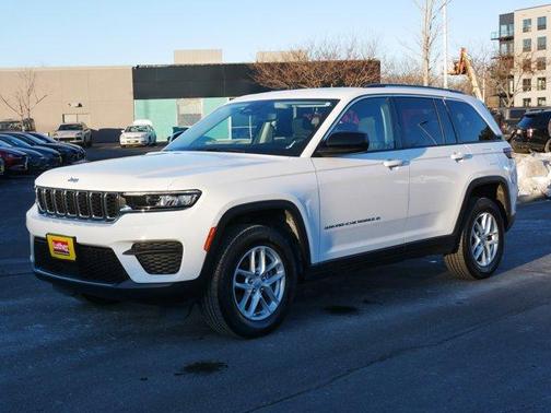 2023 Jeep Grand Cherokee Laredo
