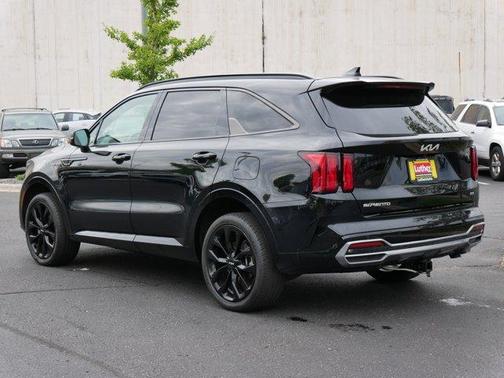 2023 Kia Sorento SX
