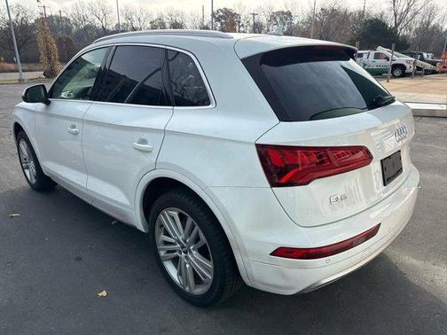 2018 Audi Q5 2.0T Premium Plus