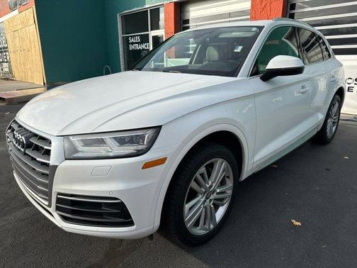 2018 Audi Q5 2.0T Premium Plus