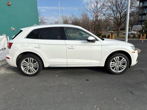 2018 Audi Q5 2.0T Premium Plus