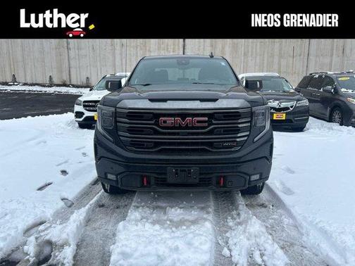 2022 GMC Sierra 1500 AT4