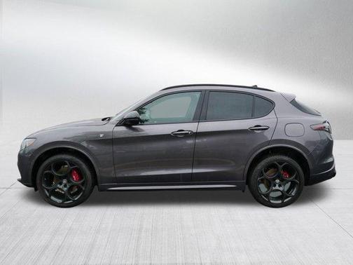 2024 Alfa Romeo Stelvio Ti