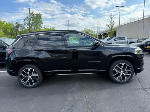 Diamond Black 2024 Jeep Compass Limited