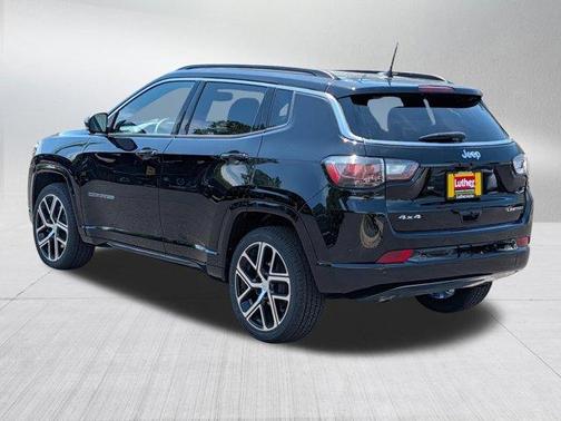 Diamond Black 2024 Jeep Compass Limited