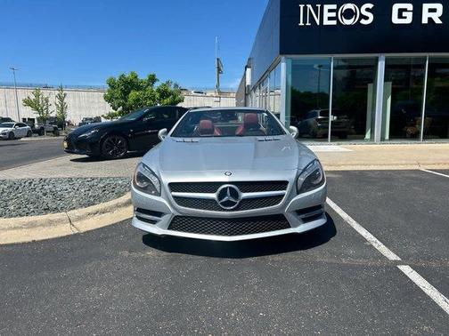 Iridium Silver Metallic 2016 Mercedes-Benz SL-Class SL 550