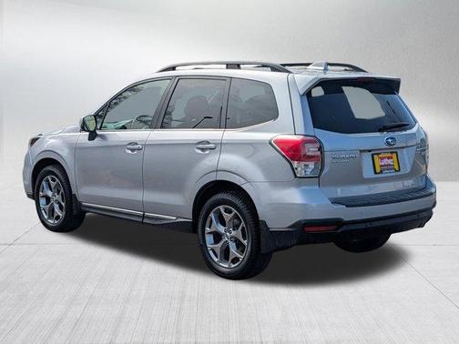 Ice Silver Metallic 2017 Subaru Forester 2.5i Touring