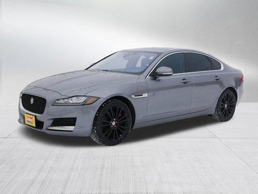 2020 Jaguar XF 30t Prestige
